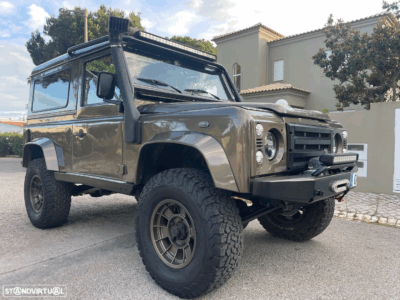 Land Rover Defender - 90 2.5 TD5 Metal Top