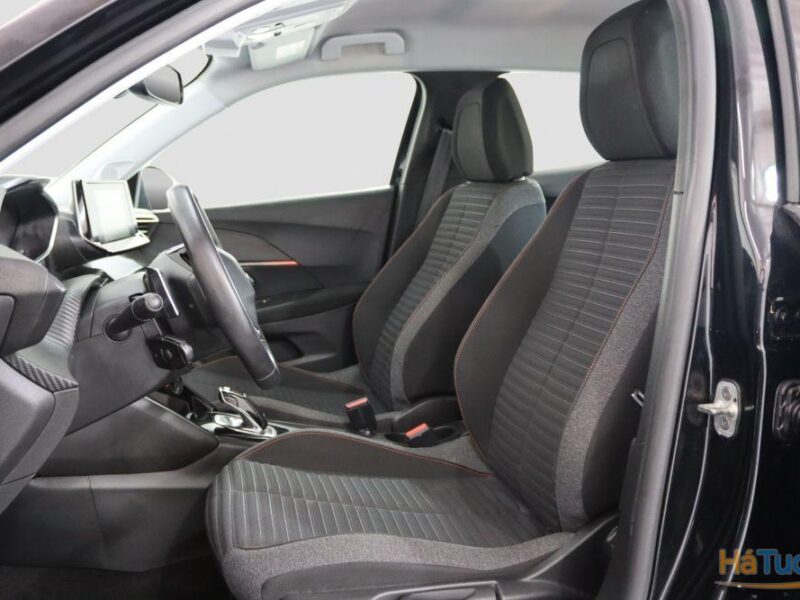 Peugeot 2008 1.2 PureTech Active Pack EAT8