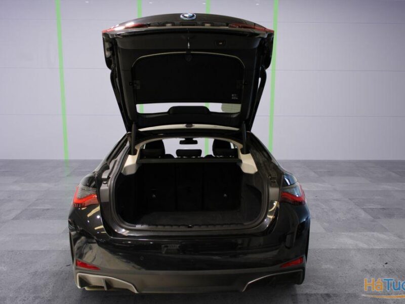 BMW i4 eDrive35 66 kWh