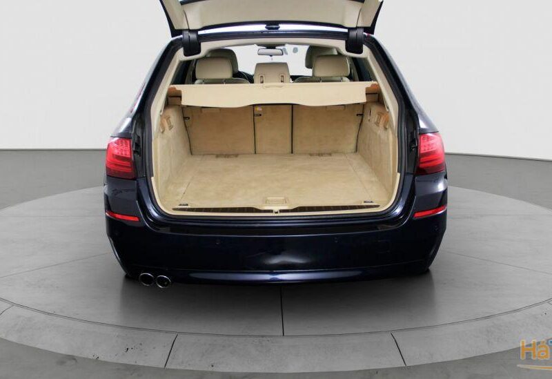 BMW 520 d xDrive Auto