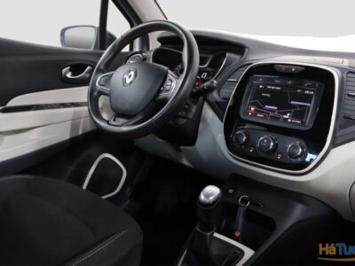 Renault Captur Outro