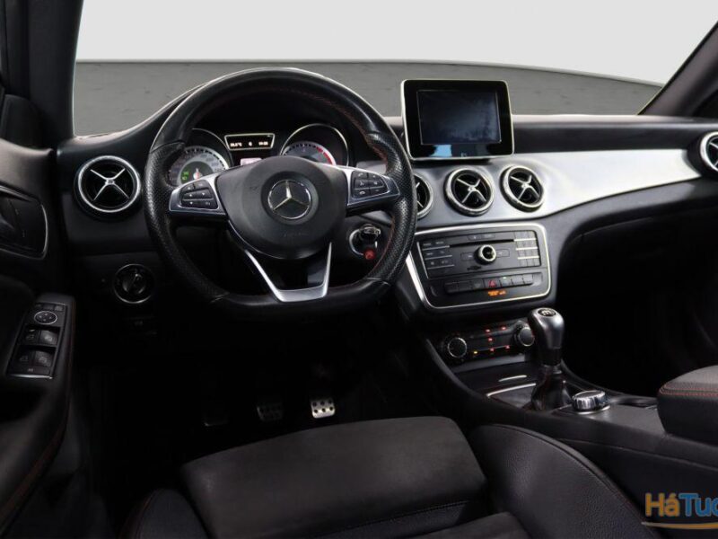 Mercedes Benz CLA 180 d Shooting Brake AMG Line