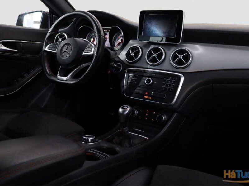 Mercedes Benz CLA 180 d Shooting Brake AMG Line