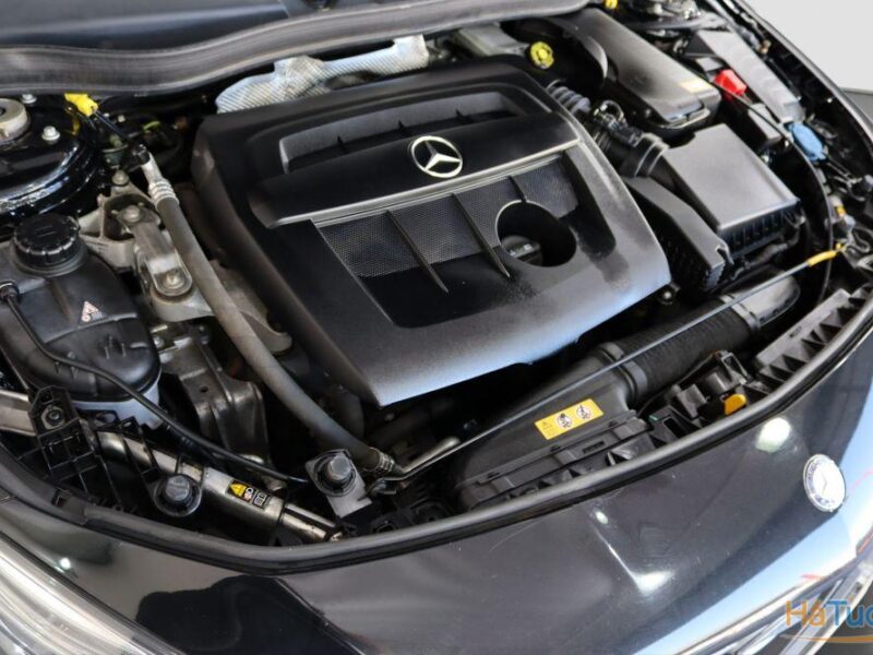 Mercedes Benz CLA 180 d Shooting Brake AMG Line