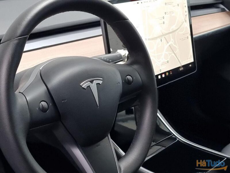 Tesla Model 3 Standard Range Plus RWD