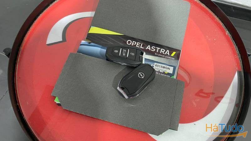 Opel Astra 1.5 D Elegance Aut.