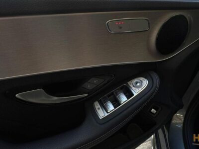 Mercedes Benz C 300 AMG LINE