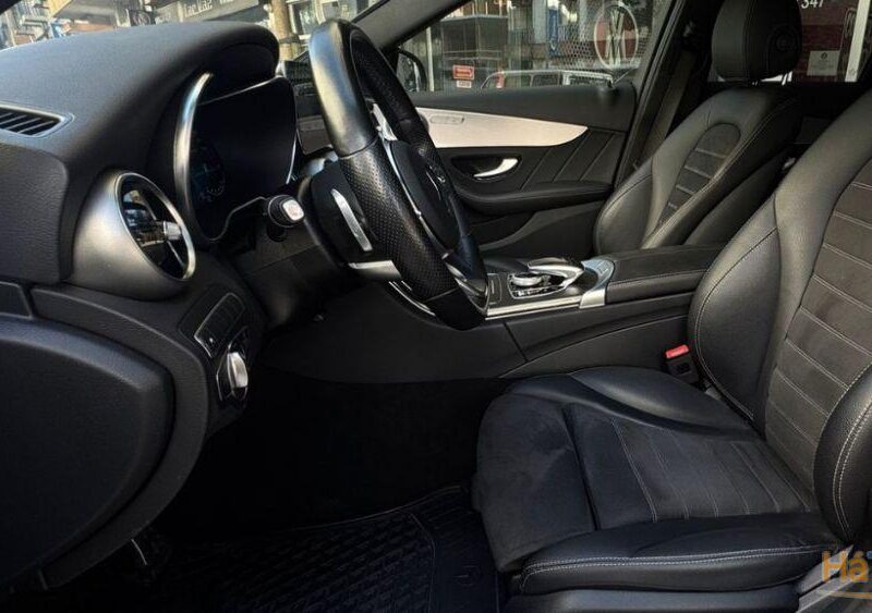 Mercedes Benz C 300 AMG LINE