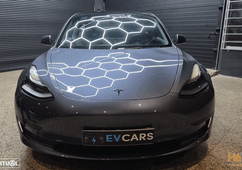 Tesla Model 3 Standard Range Plus RWD