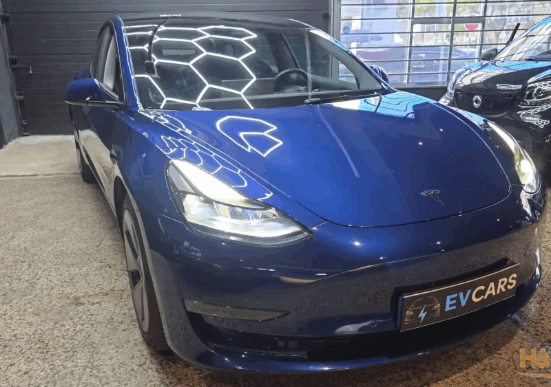 Tesla Model 3 Long Range AWD Dual Motor