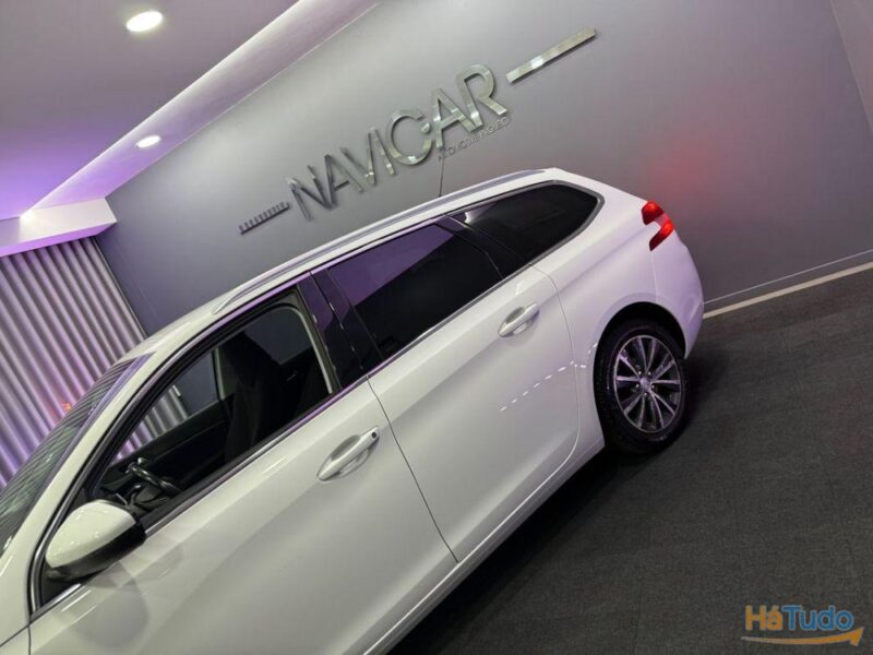 Peugeot 308 SW 1.2 PureTech Allure Full LED