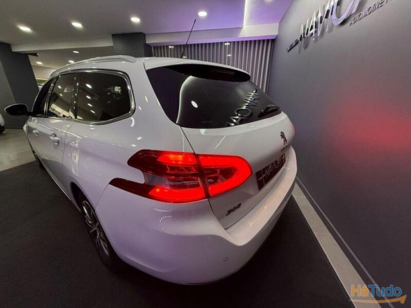 Peugeot 308 SW 1.2 PureTech Allure Full LED