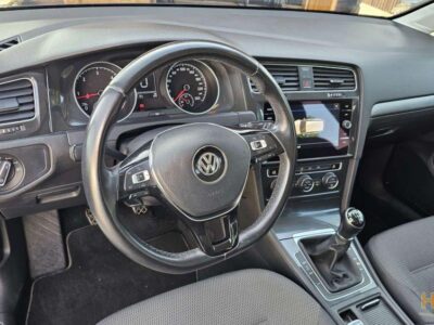 VW Golf Variant 1.6 TDi Confortline