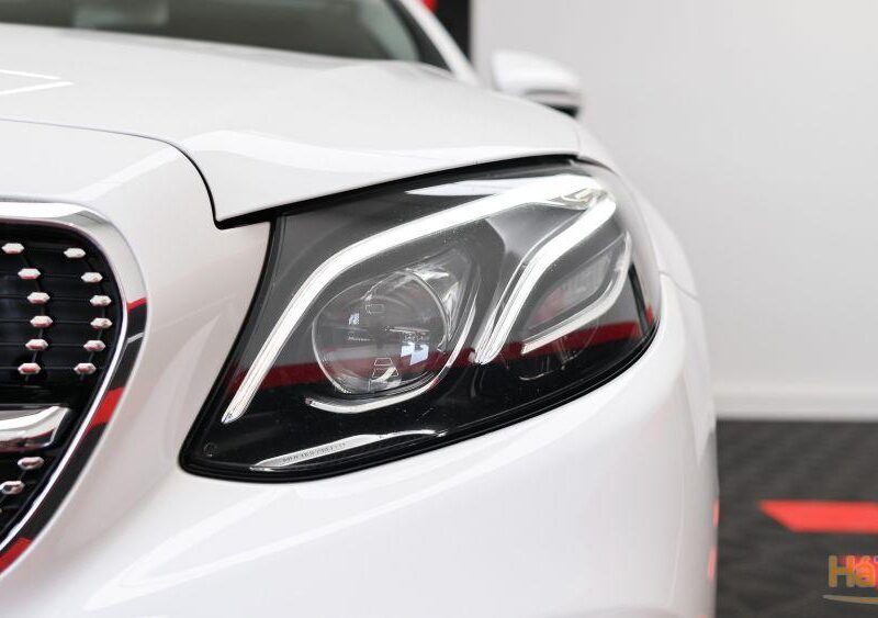 Mercedes-Benz E 300 de 4Matic T 9G-TRONIC Avantgarde