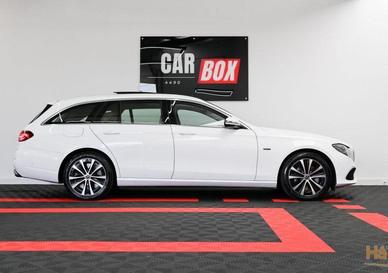 Mercedes-Benz E 300 de 4Matic T 9G-TRONIC Avantgarde