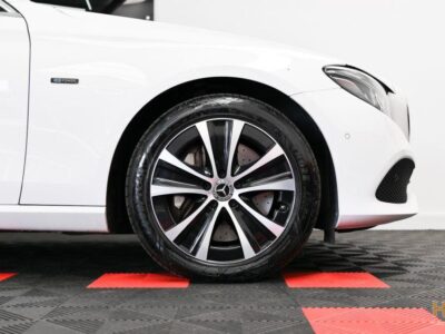 Mercedes-Benz E 300 de 4Matic T 9G-TRONIC Avantgarde