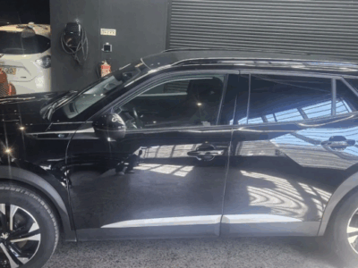 Peugeot e-2008 50 kWh Allure Pack