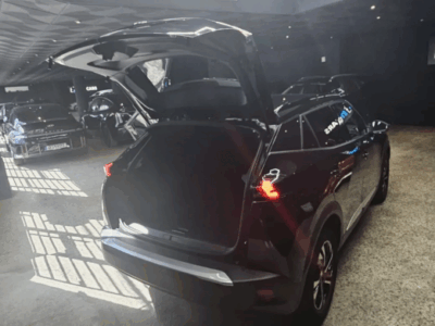 Peugeot e-2008 50 kWh Allure Pack