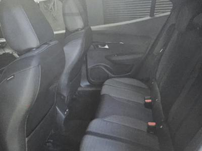 Peugeot e-2008 50 kWh Allure Pack