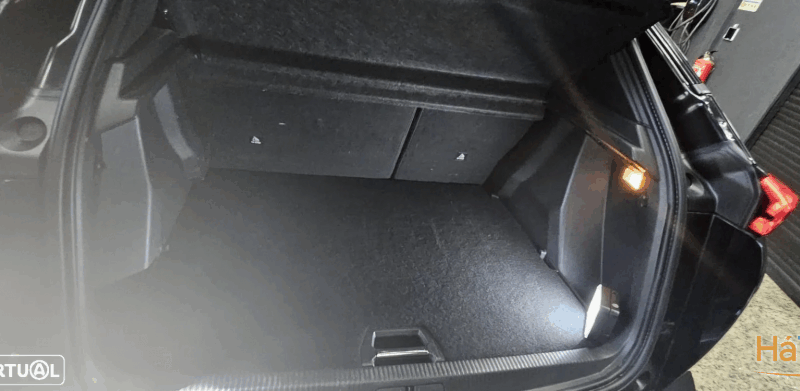 Peugeot e-2008 50 kWh Allure Pack