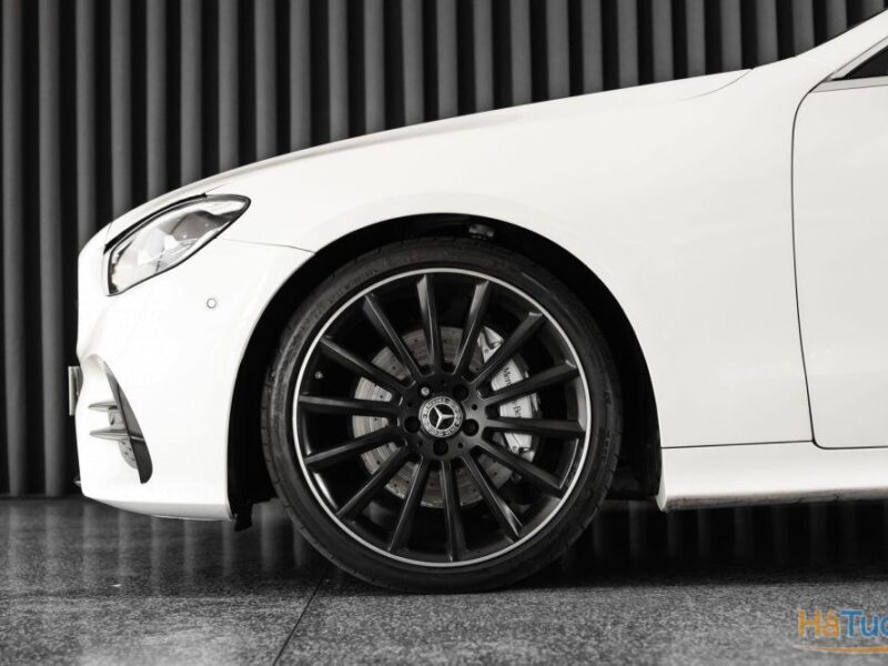 Mercedes-Benz E 220 d AMG Line Aut.