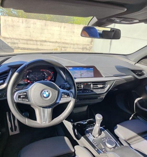 BMW 116 d Pack Desportivo M