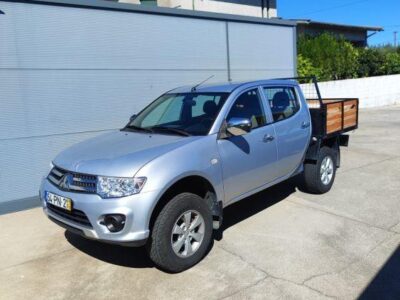 Mitsubishi L200 2.5 DI-D CD Intense 4WD