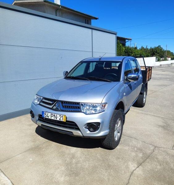 Mitsubishi L200 2.5 DI-D CD Intense 4WD