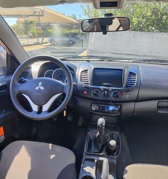 Mitsubishi L200 2.5 DI-D CD Intense 4WD