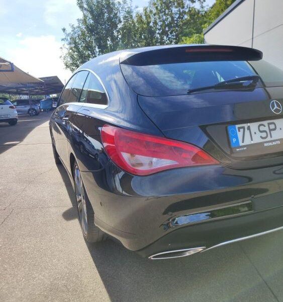 Mercedes-Benz CLA 180 d Shooting Brake Urban Aut.