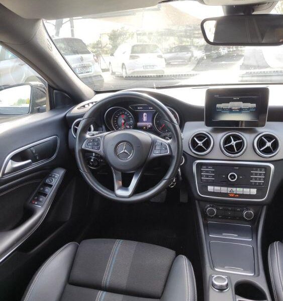 Mercedes-Benz CLA 180 d Shooting Brake Urban Aut.