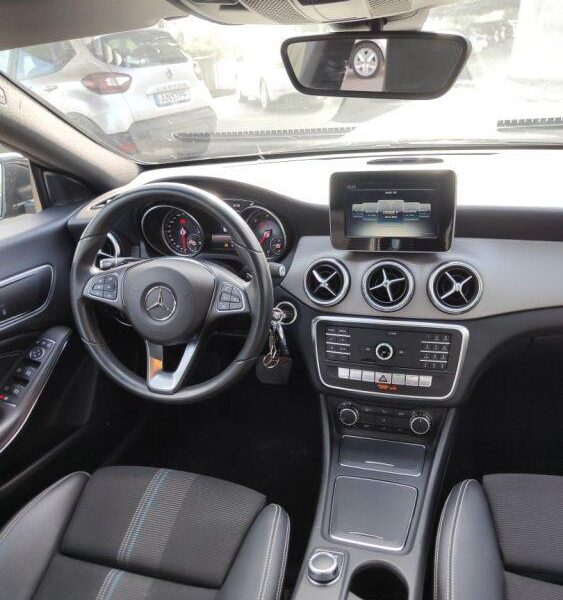 Mercedes-Benz CLA 180 d Shooting Brake Urban Aut.