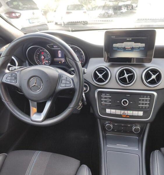 Mercedes-Benz CLA 180 d Shooting Brake Urban Aut.