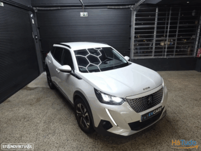 Peugeot e-2008 50 kWh Allure Pack