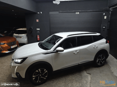 Peugeot e-2008 50 kWh Allure Pack