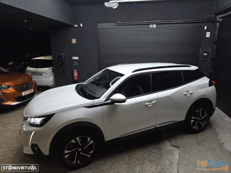 Peugeot e-2008 50 kWh Allure Pack