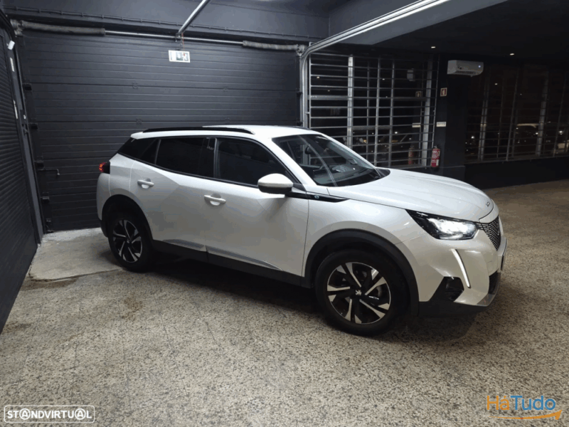 Peugeot e-2008 50 kWh Allure Pack