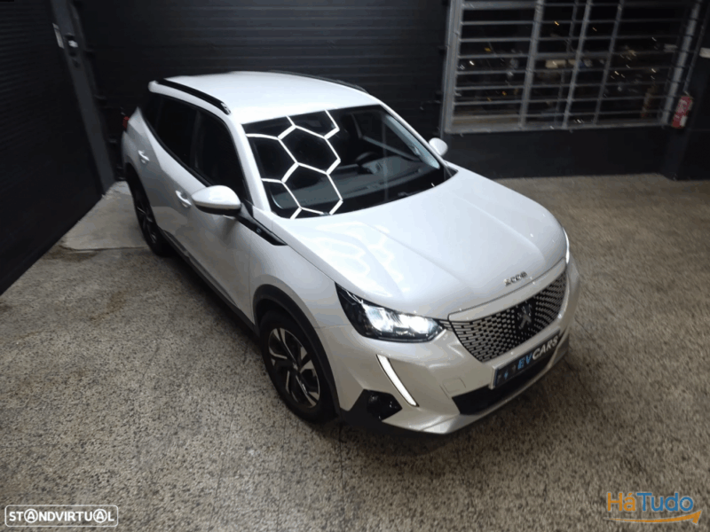 Peugeot e-2008 50 kWh Allure Pack