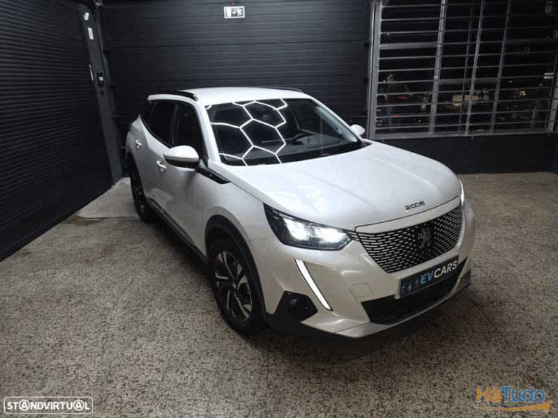 Peugeot e-2008 50 kWh Allure Pack