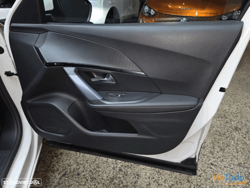 Peugeot e-2008 50 kWh Allure Pack