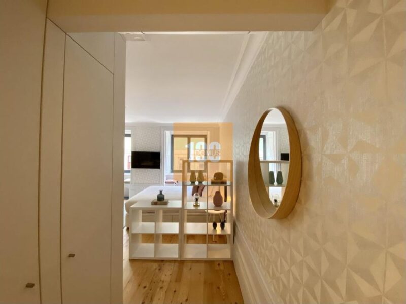 T0 com Licença AL - Rua de Cedofeita