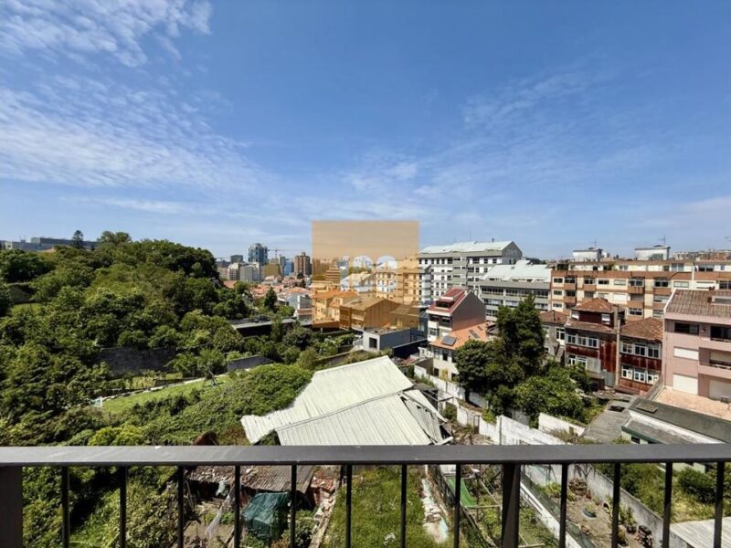 T2 duplex novo em Cedofeita