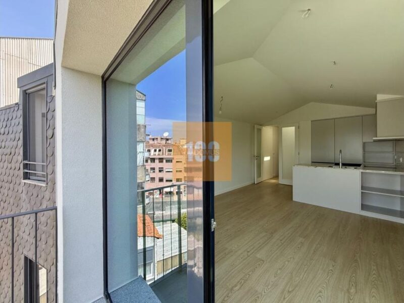 T2 duplex novo em Cedofeita