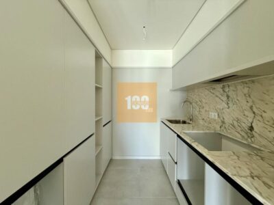 T1 novo com varanda em Cedofeita