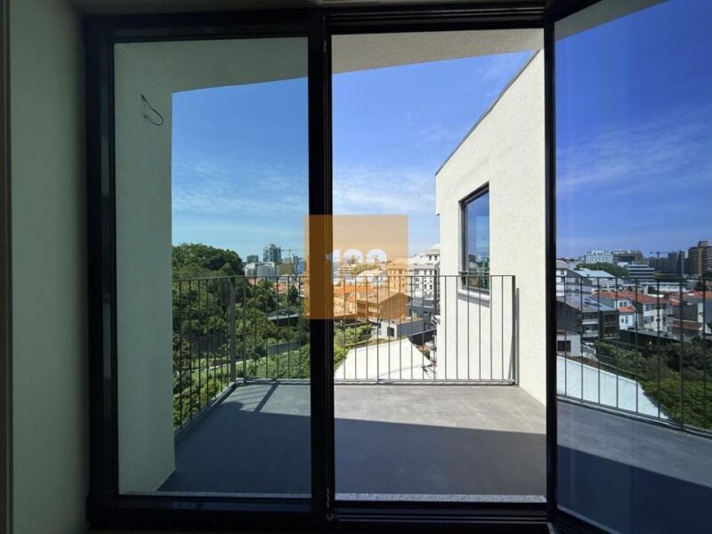 T2 Duplex novo com terraço