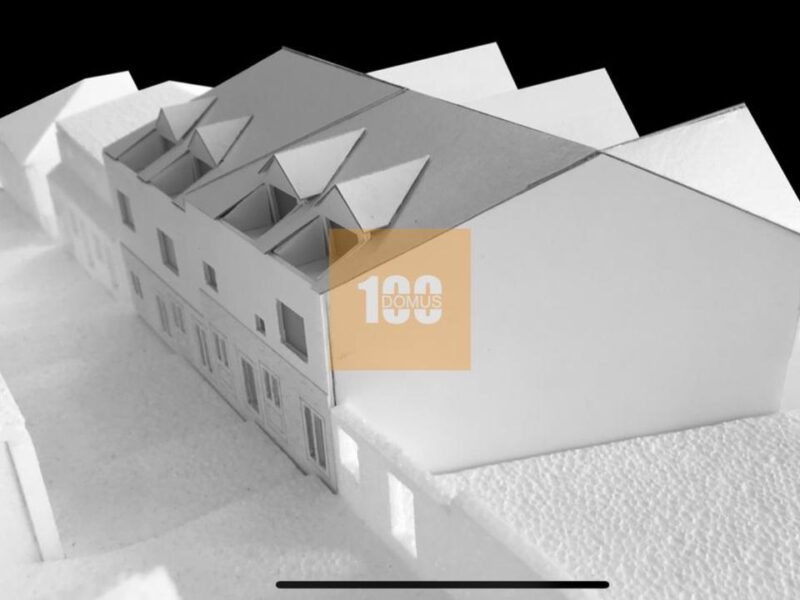 4 Casas C/ Projeto P/ Apartamentos