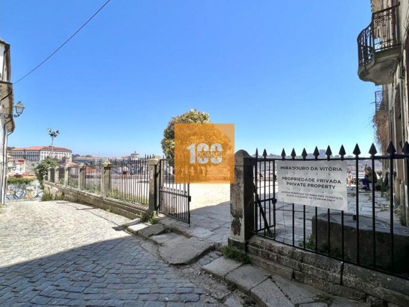 Prédio c/ Proj. Boutique Hotel