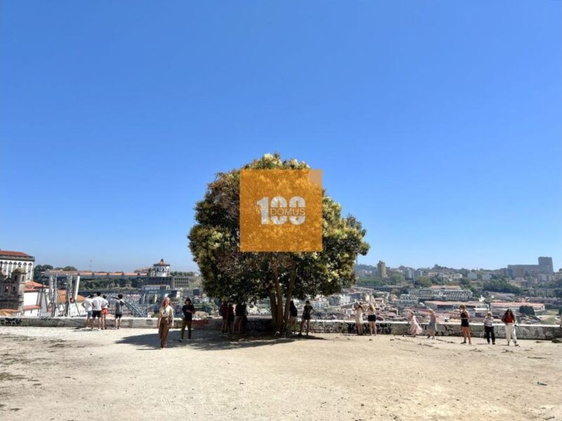 Prédio c/ Proj. Boutique Hotel