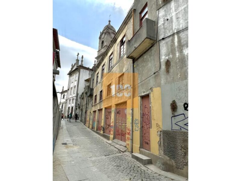 Prédio c/ Proj. Boutique Hotel