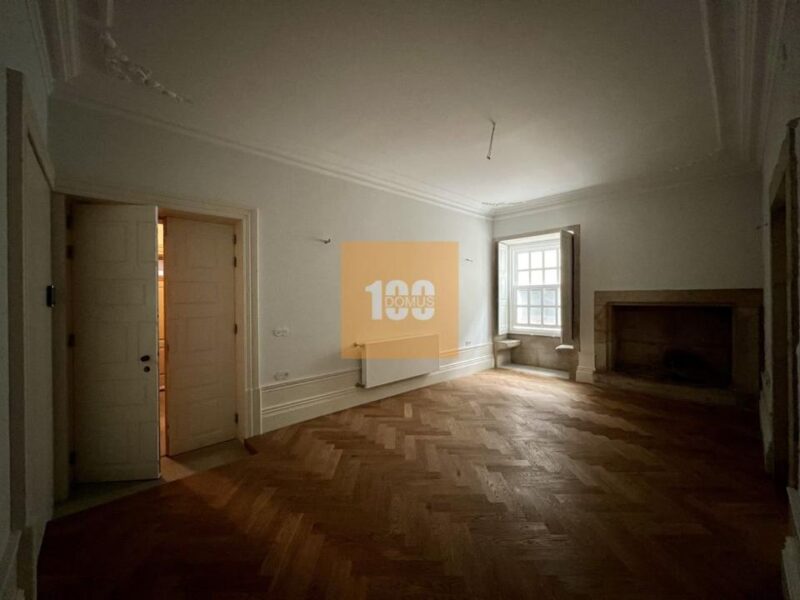 T2 à Rua das Flores